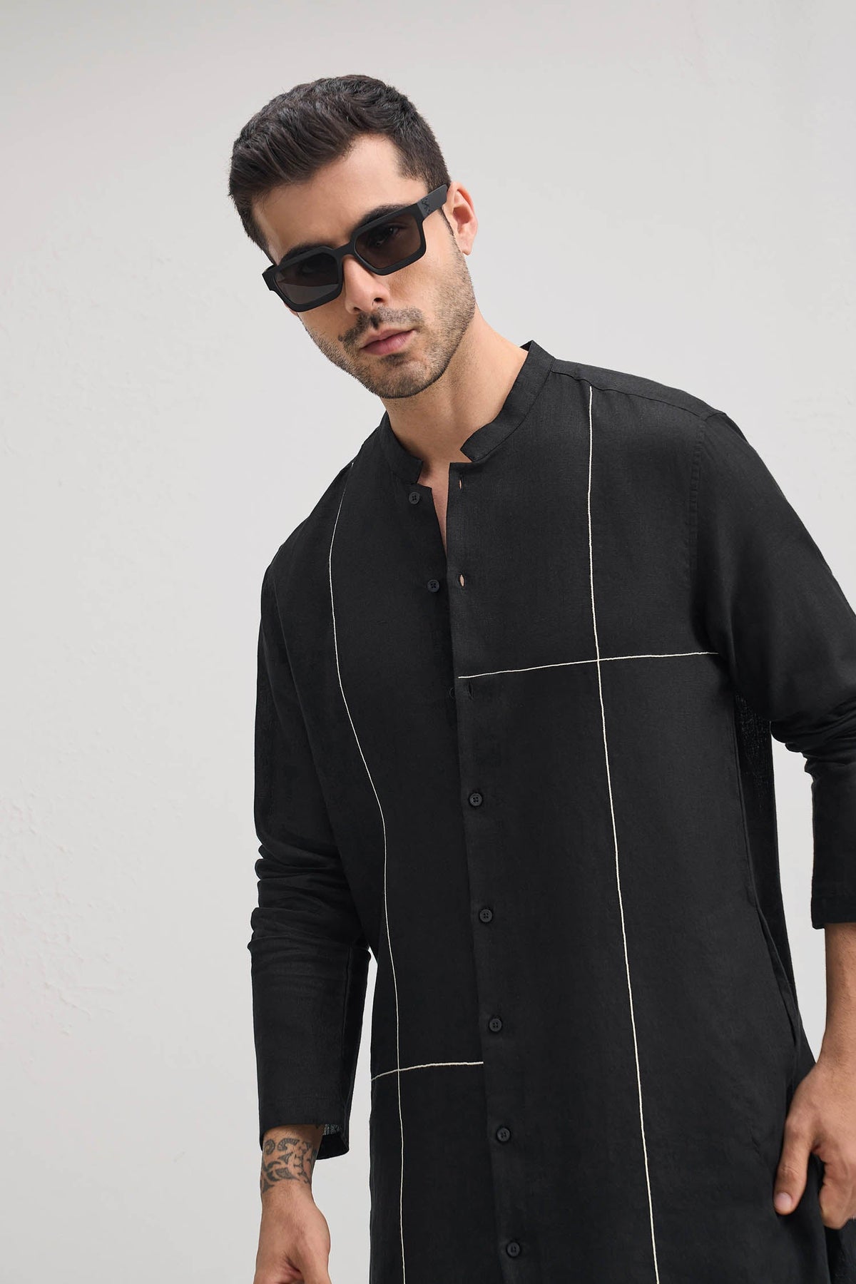 Couplet-Irish Linen Kurta - Black