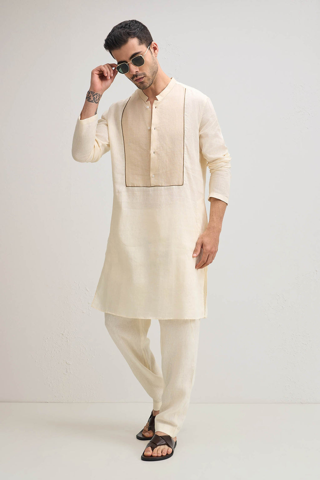 Ivory With Beige-irish Linen Kurta - Ivory