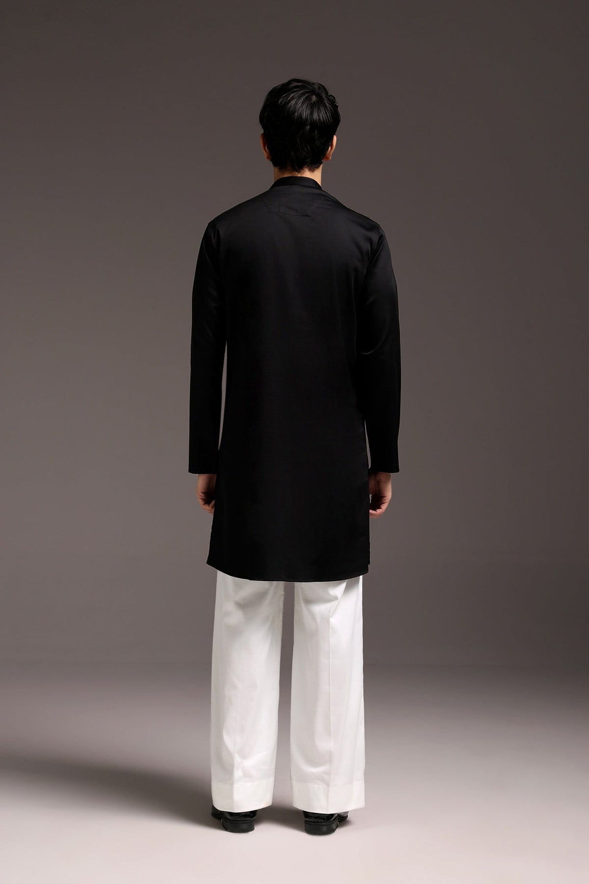 Gardenia - Hand Embroidered Designer Kurta - Black