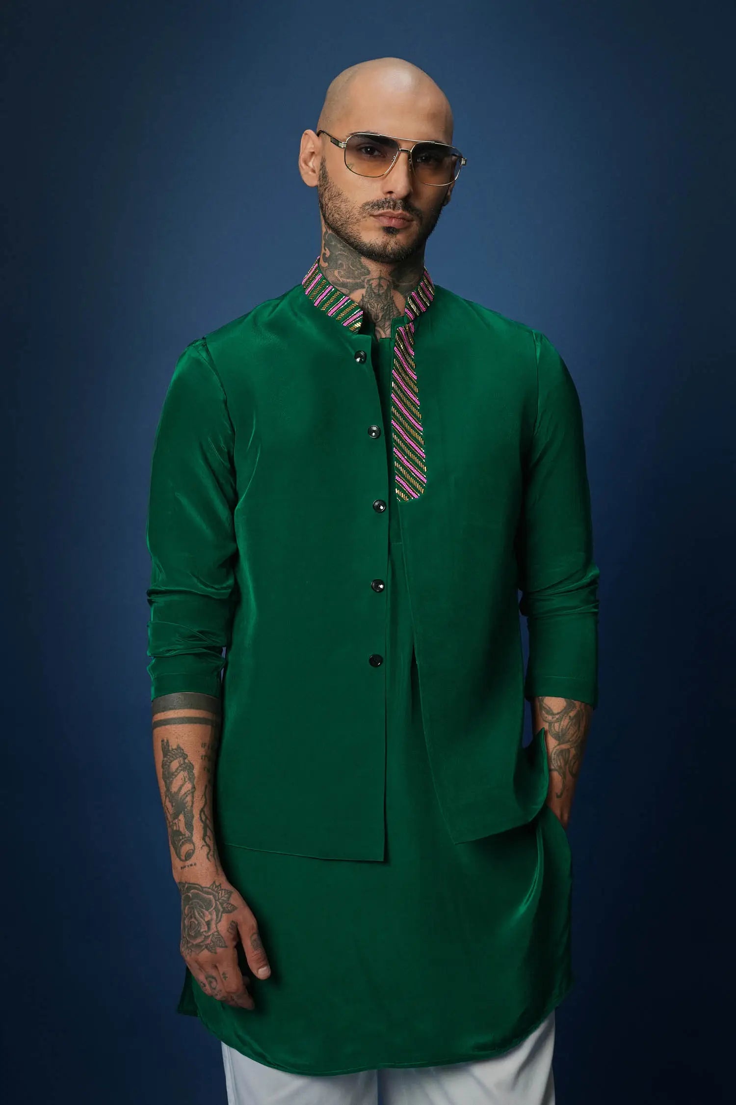 Band Baja Barat Hand Embroidered Bundi Set - Green