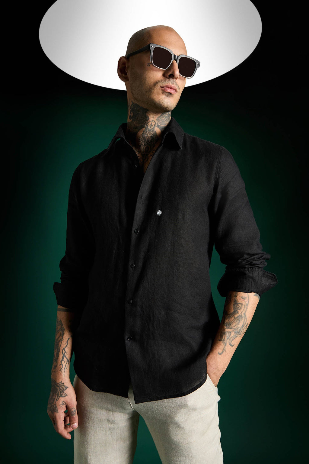 Spade Hand Embroidered Irish Linen Shirt - Black