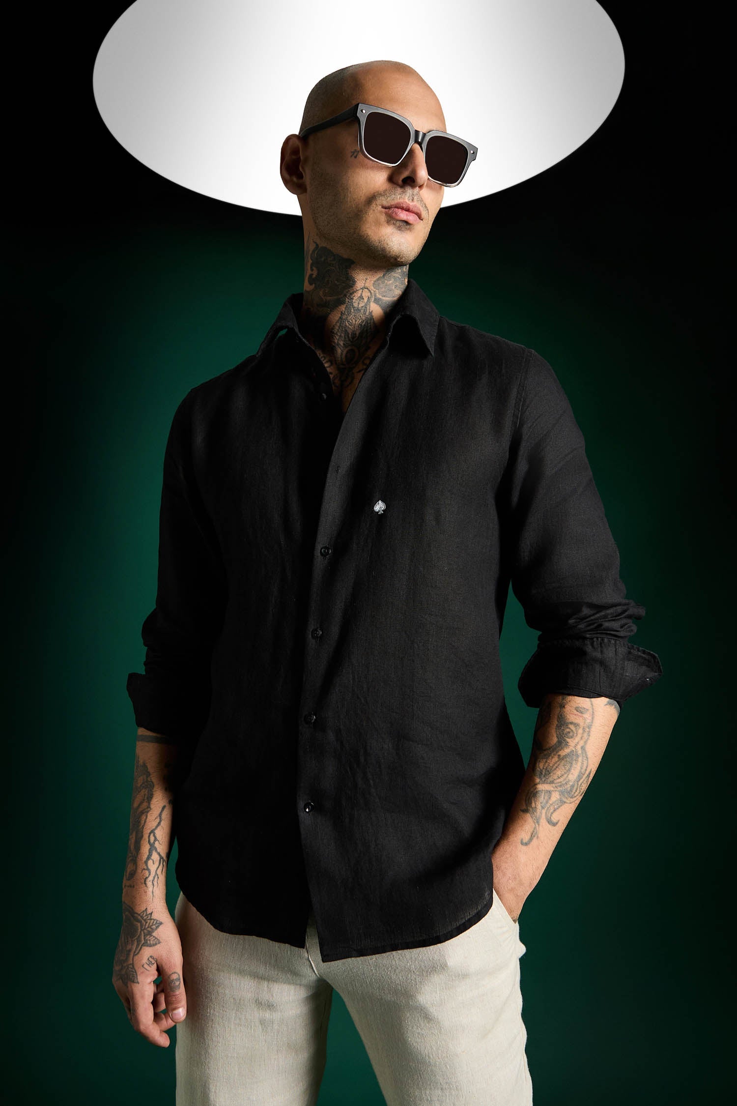 Spade Hand Embroidered Irish Linen Shirt - Black