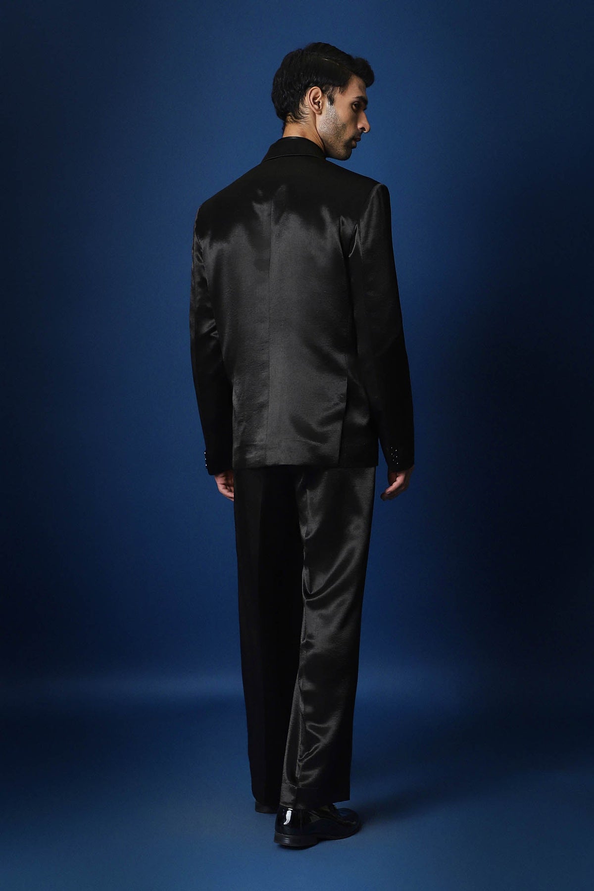 Tuxedo - Black / Relaxed Fit