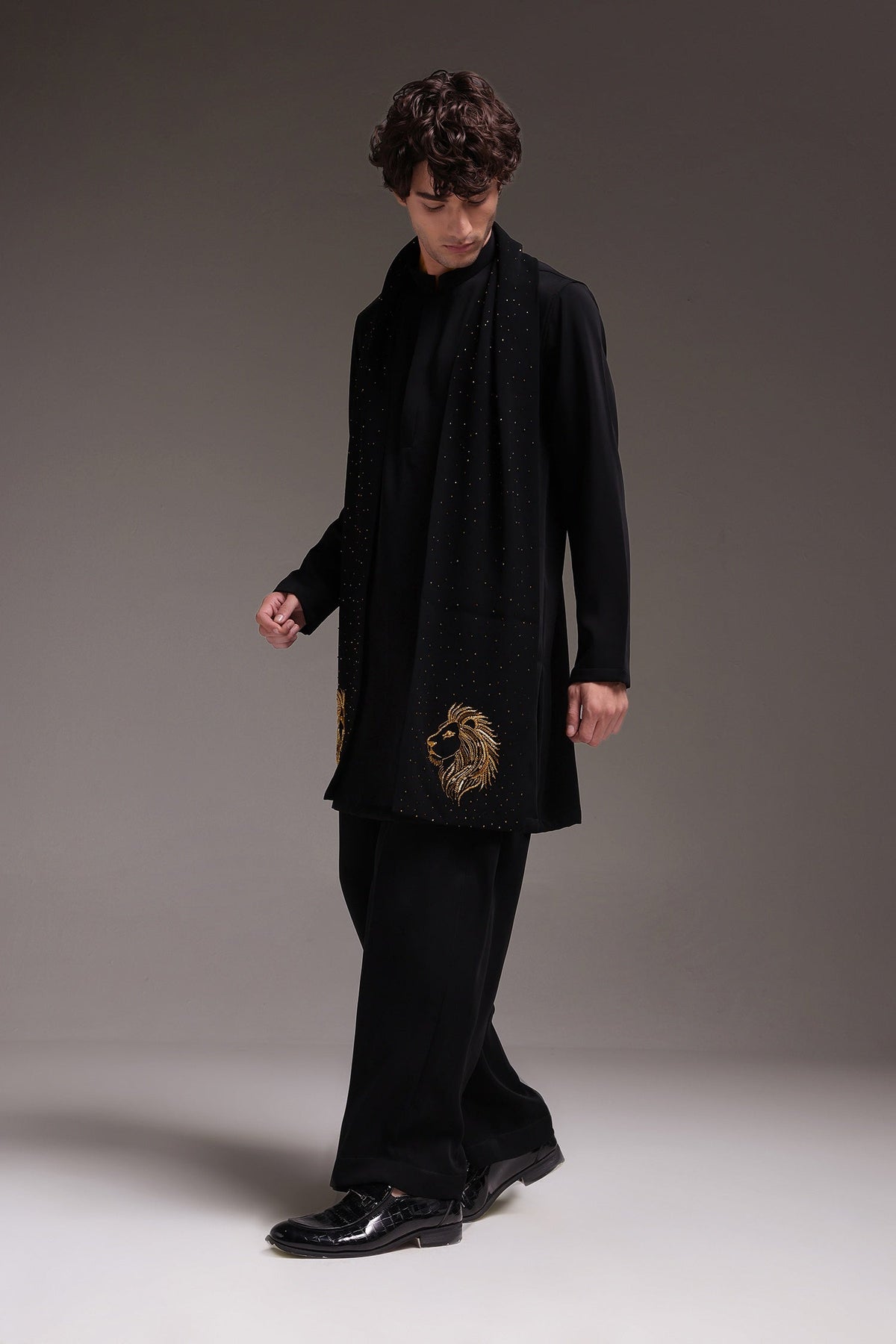 Lion - Hand Embroidered Designer Shawl - Black