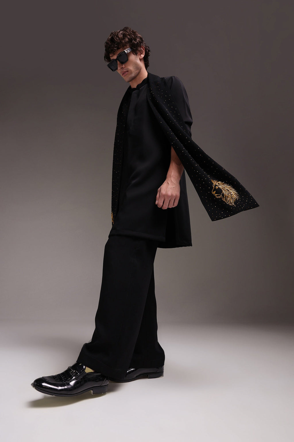 Lion - Hand Embroidered Designer Shawl - Black