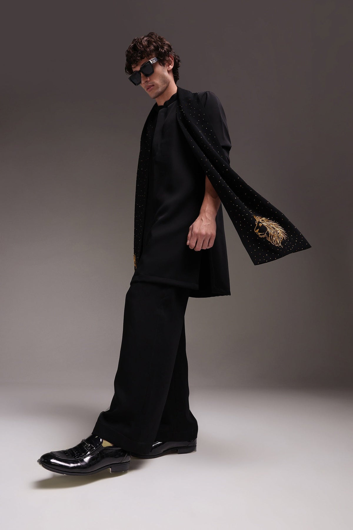 Lion - Hand Embroidered Designer Shawl - Black