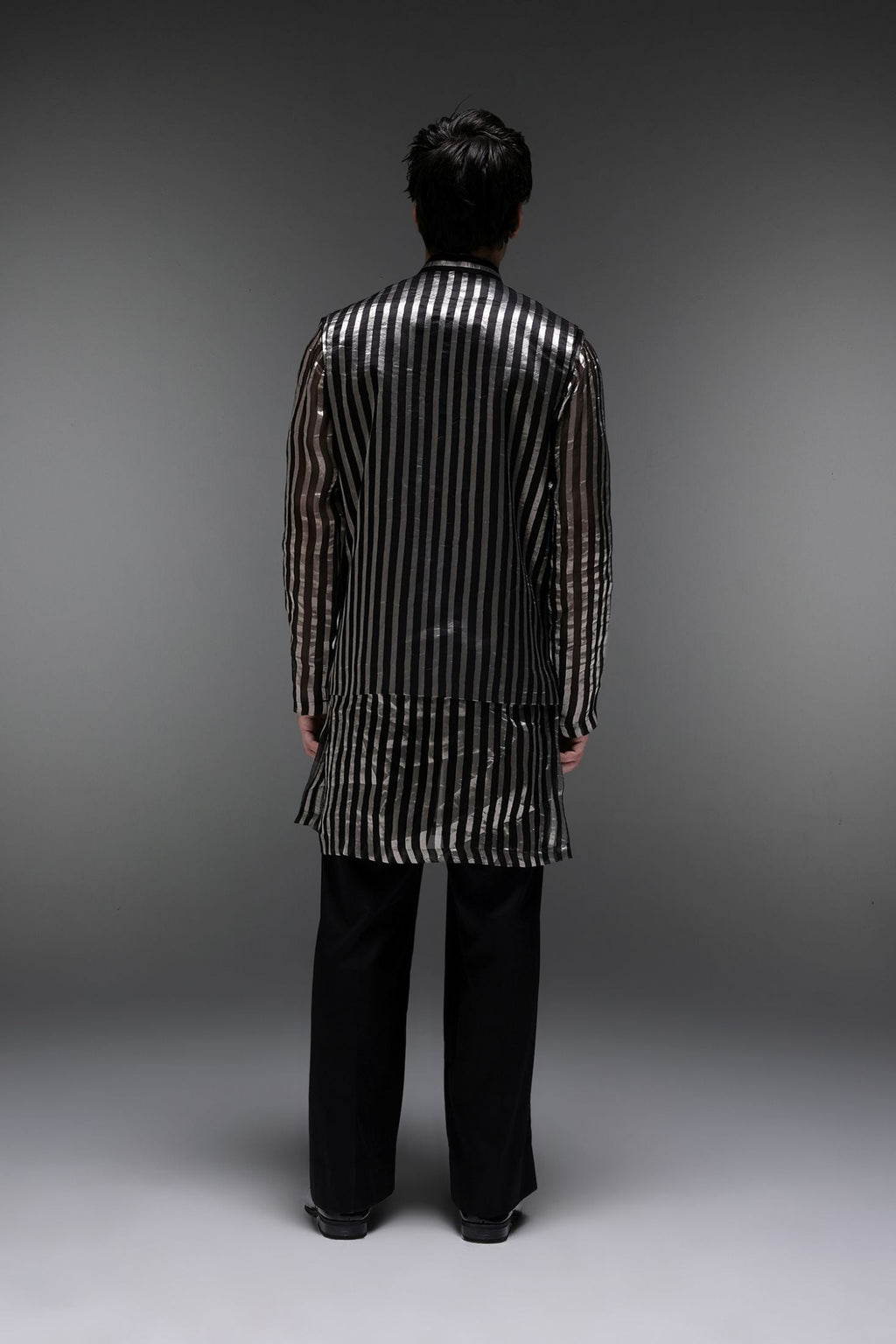 Loom - Hand Embroidered Designer Bundi With Kurta - Black