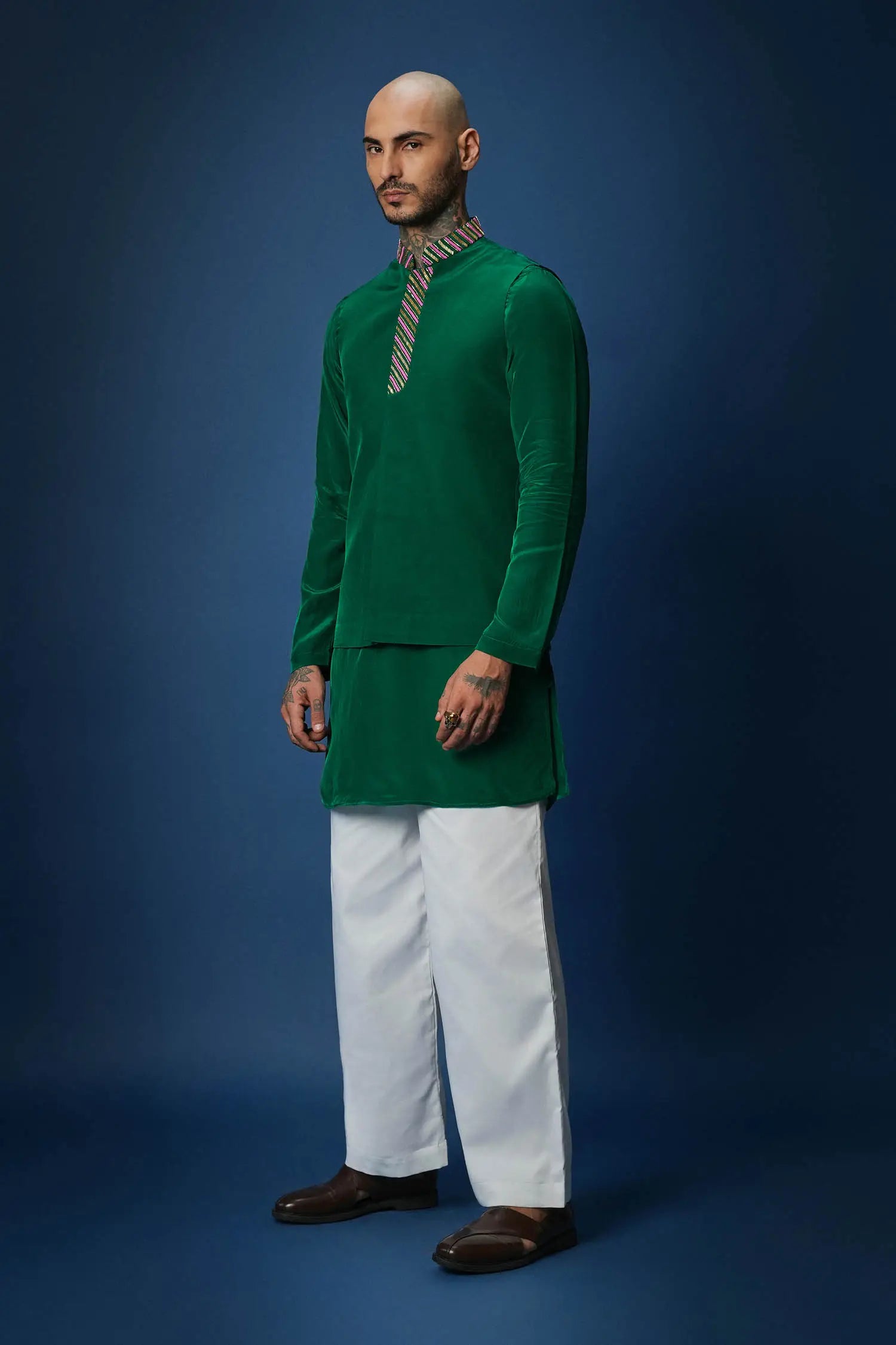 Band Baja Barat Hand Embroidered Bundi Set - Green