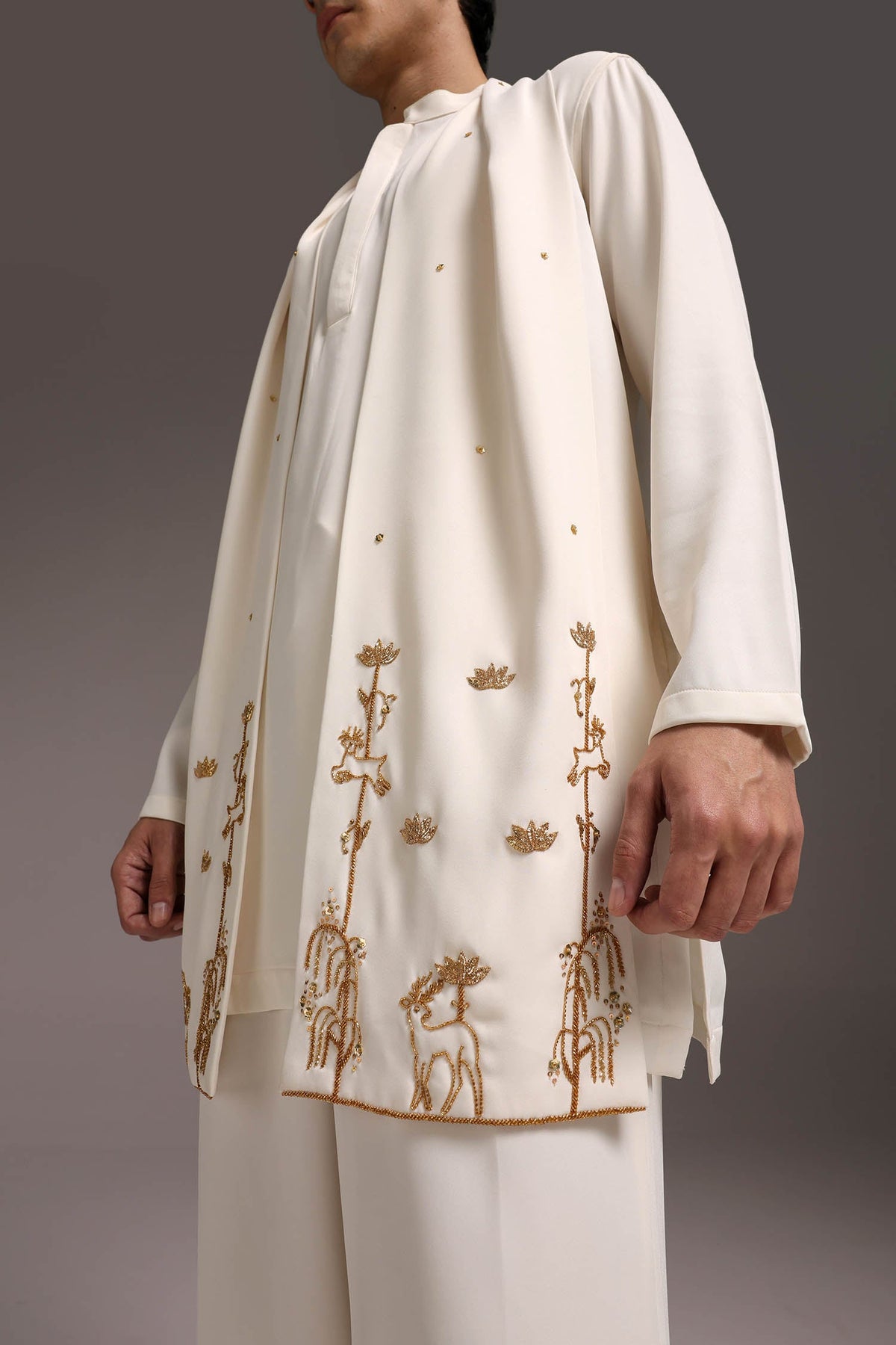 Roe - Hand Embroidered Designer Shawl - Ivory
