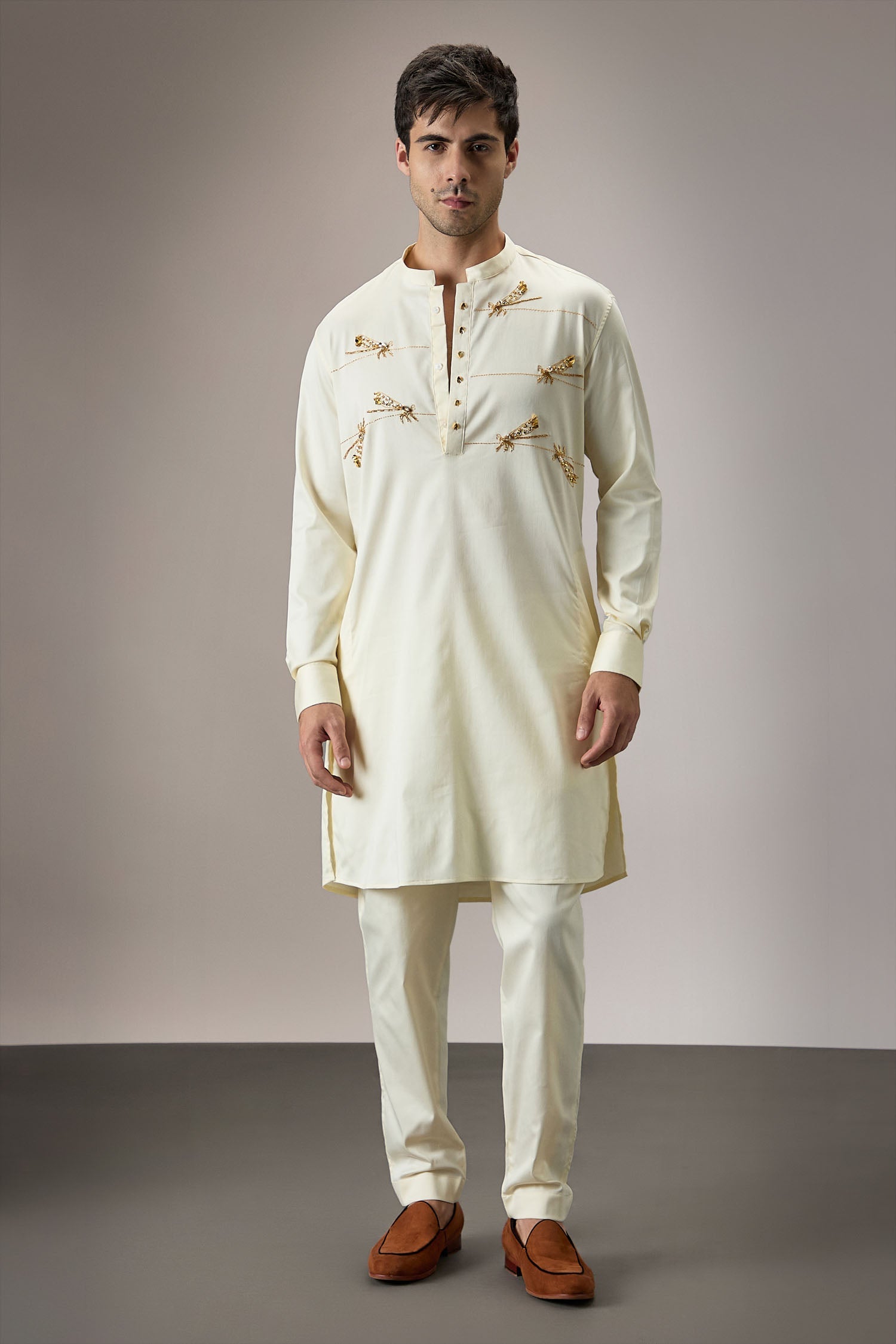 Dameslfly (Dragonfly) Hand Embroidered Designer Kurta - Ivory