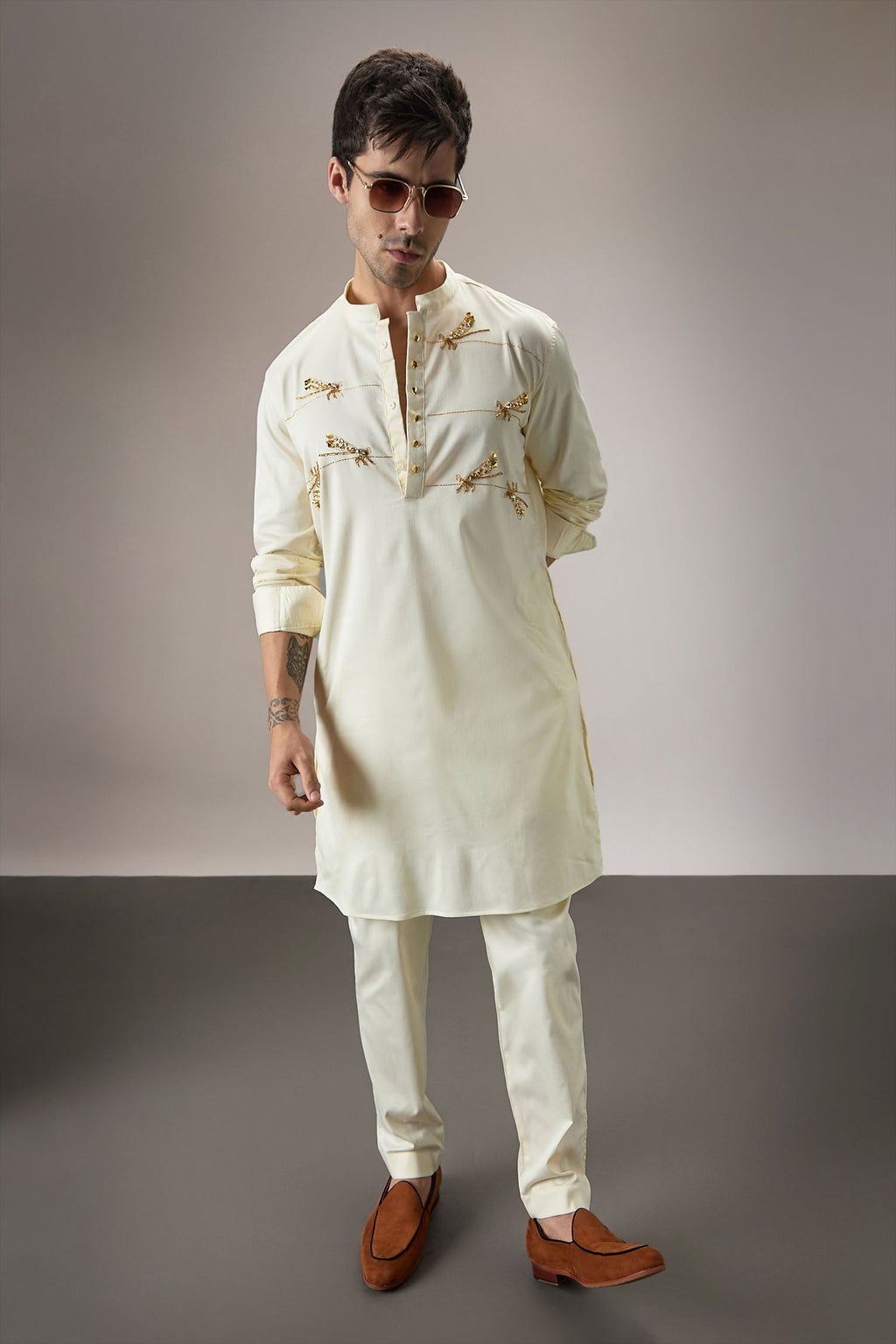 Dameslfly (Dragonfly) Hand Embroidered Designer Kurta - Ivory