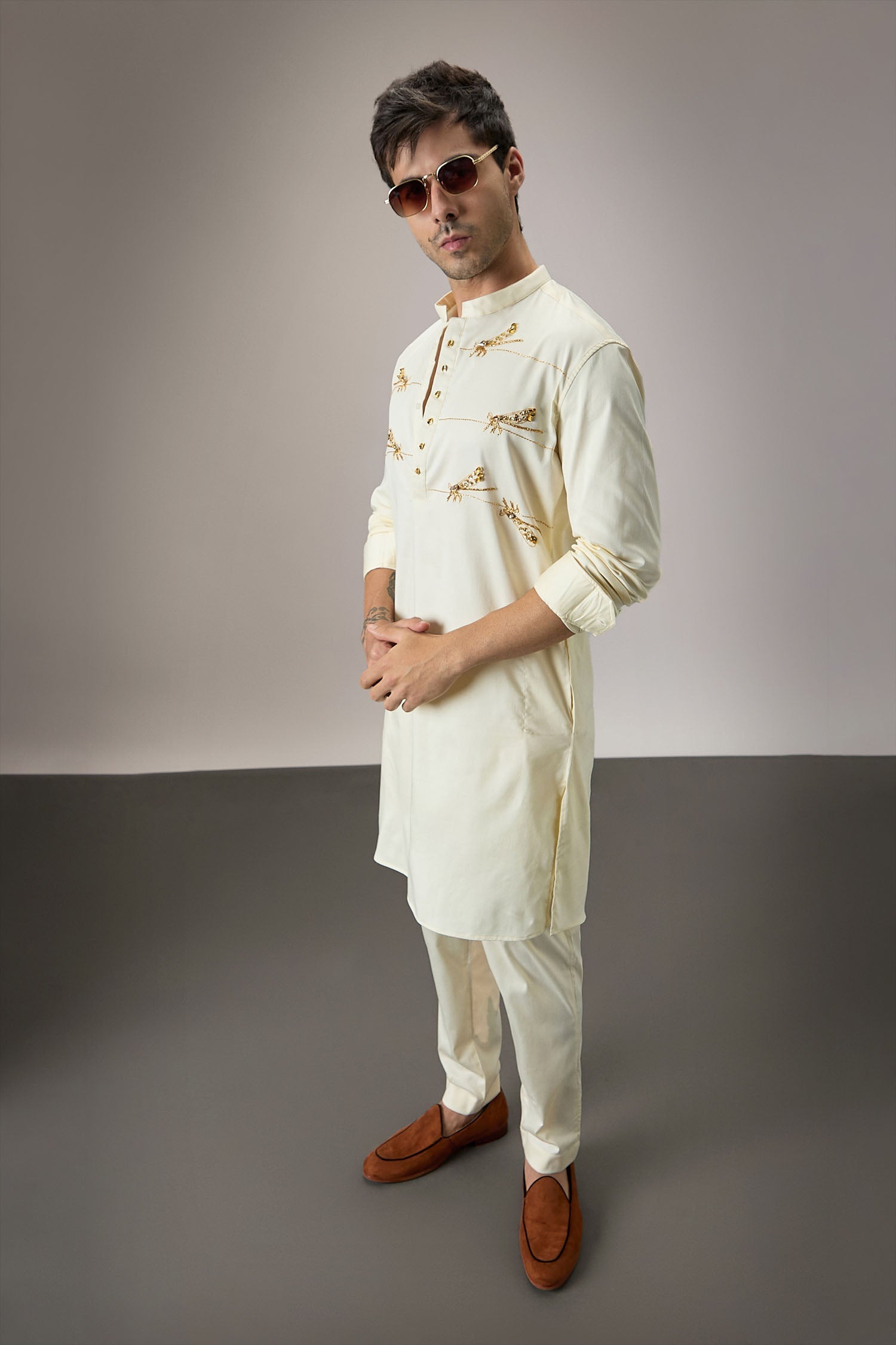 Dameslfly (Dragonfly) Hand Embroidered Designer Kurta - Ivory