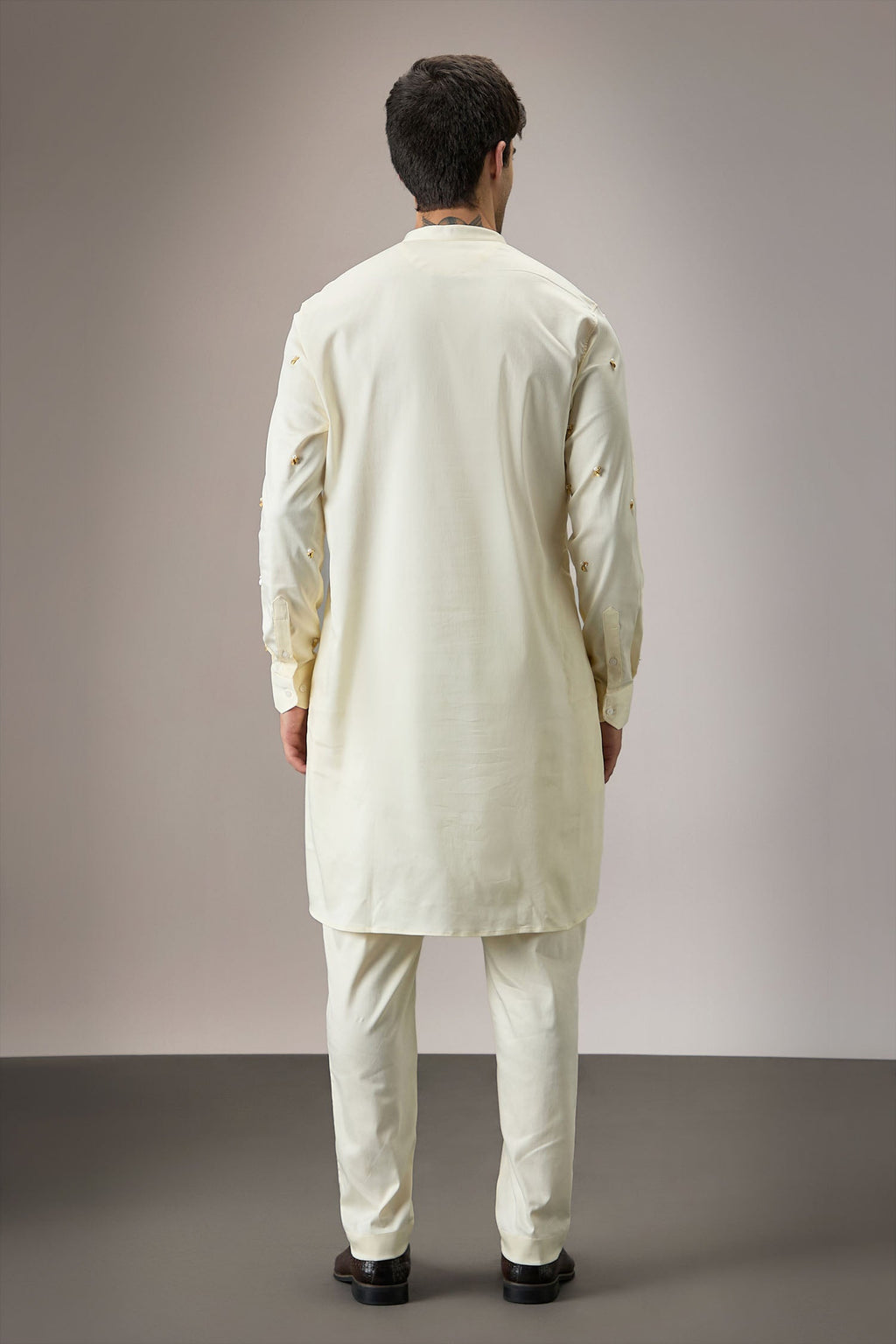 Dameslfly (Dragonfly) Hand Embroidered Designer Kurta - Ivory