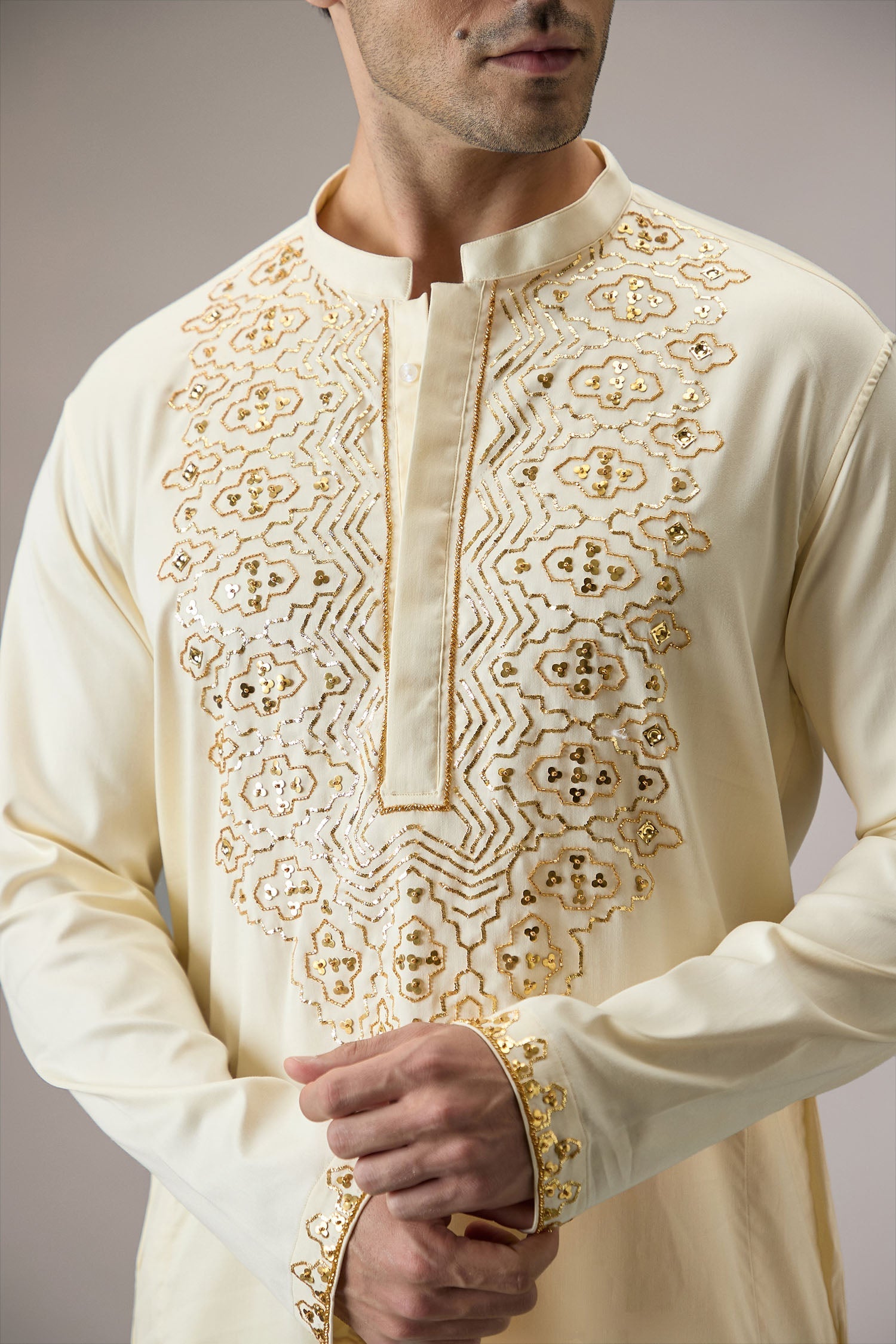 Ripple Traditional Hand Embroidered Kurta - Ivory
