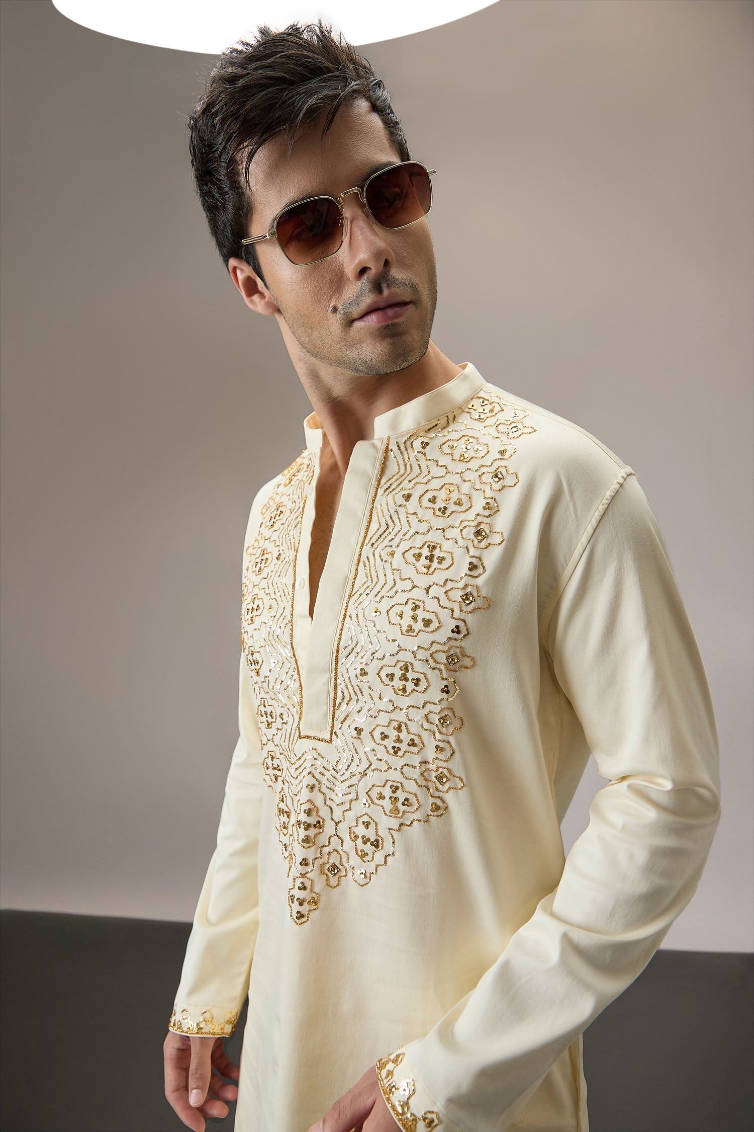 Ripple Traditional Hand Embroidered Kurta - Ivory