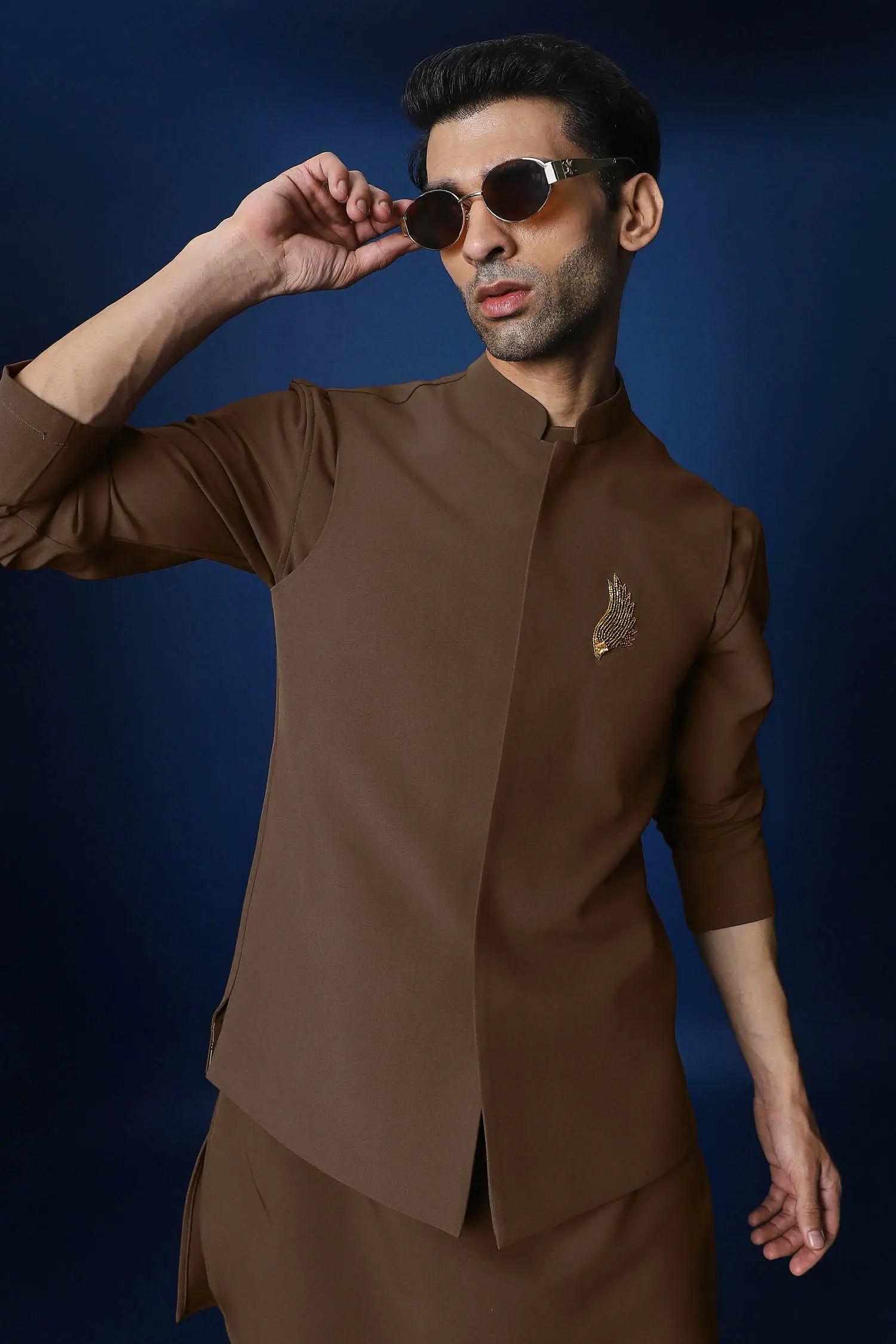 Feather (Wing) Hand Embroidered Bundi Set - Brown