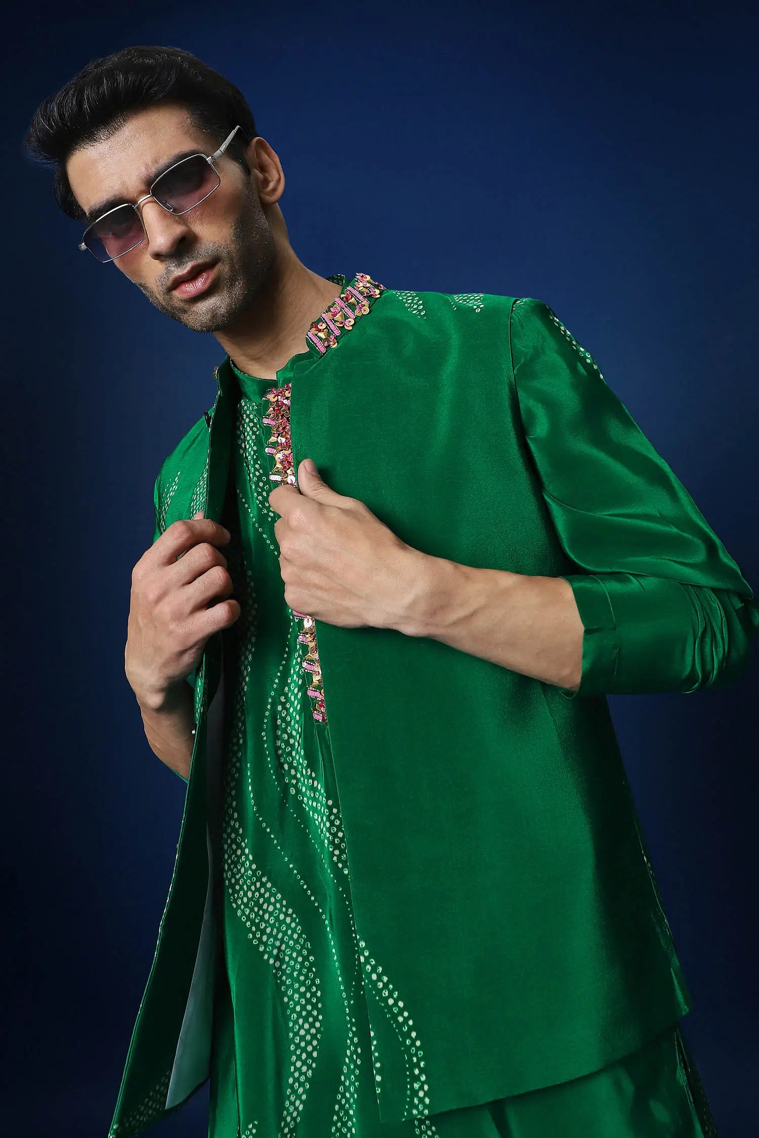 Bandhani Hand Embroidered Bundi Set - Green