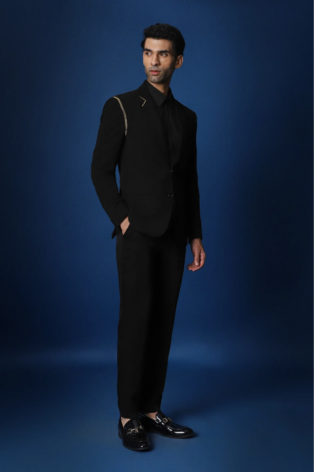 Metal Chain Hand Embroidered Tuxedo - Black