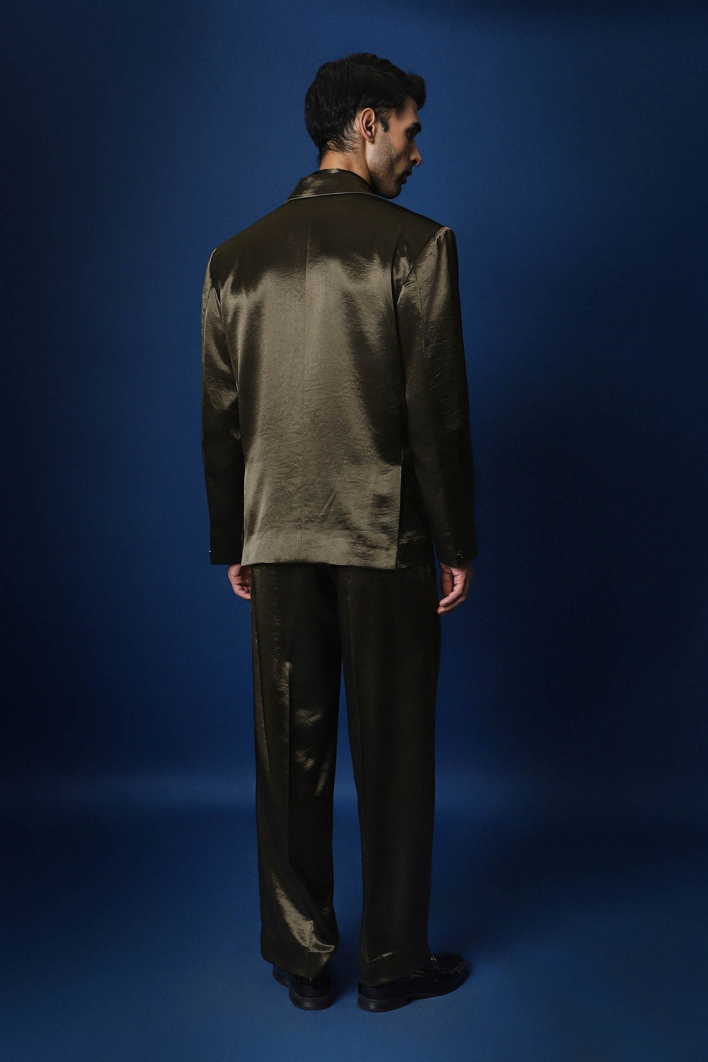 Tuxedo - Olive Green / Relaxed Fit