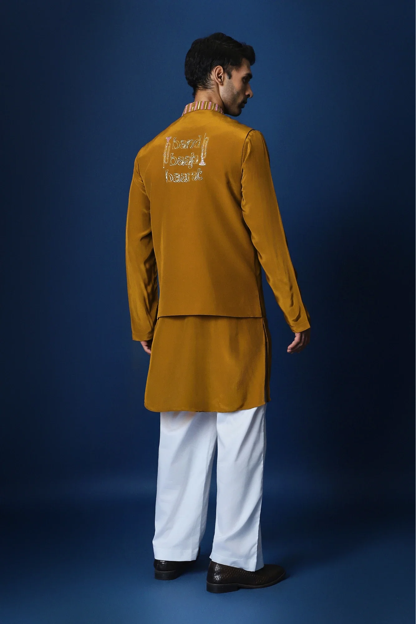 Band Baja Barat Hand Embroidered Bundi Set - Mustard