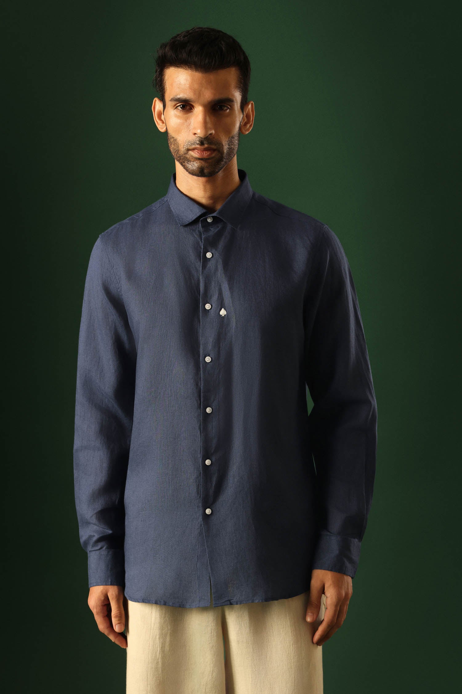 Spade Hand Embroidered Irish Linen Shirt - Navy