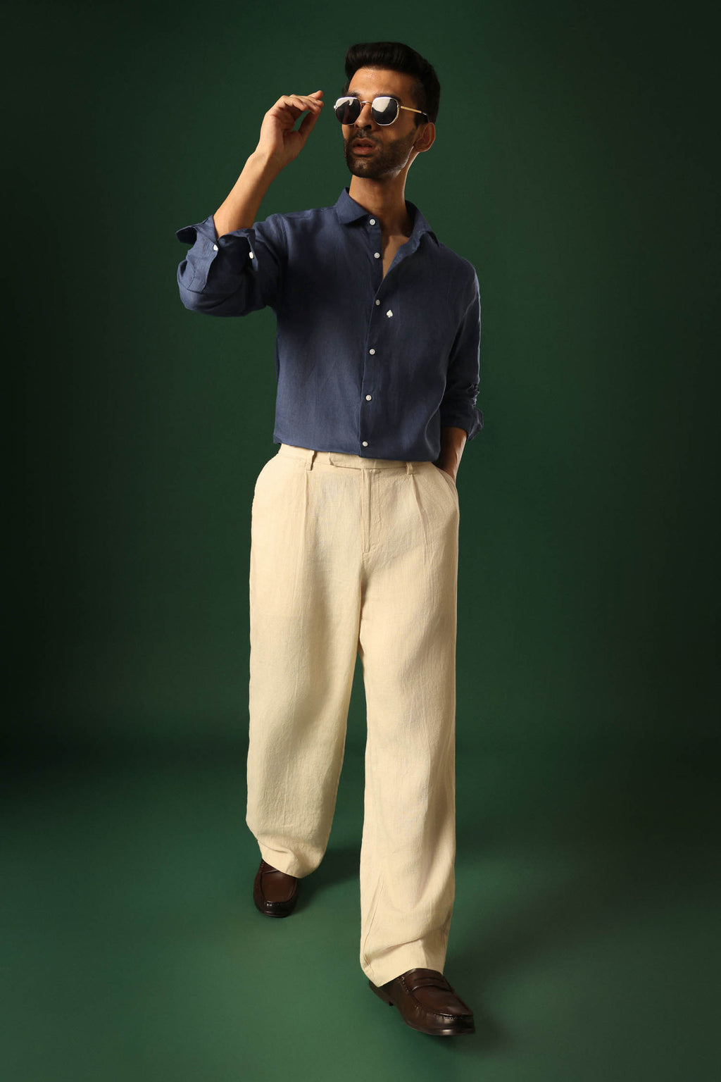 Spade Hand Embroidered Irish Linen Shirt - Navy