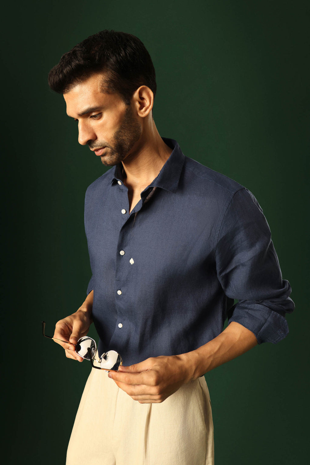Spade Hand Embroidered Irish Linen Shirt - Navy