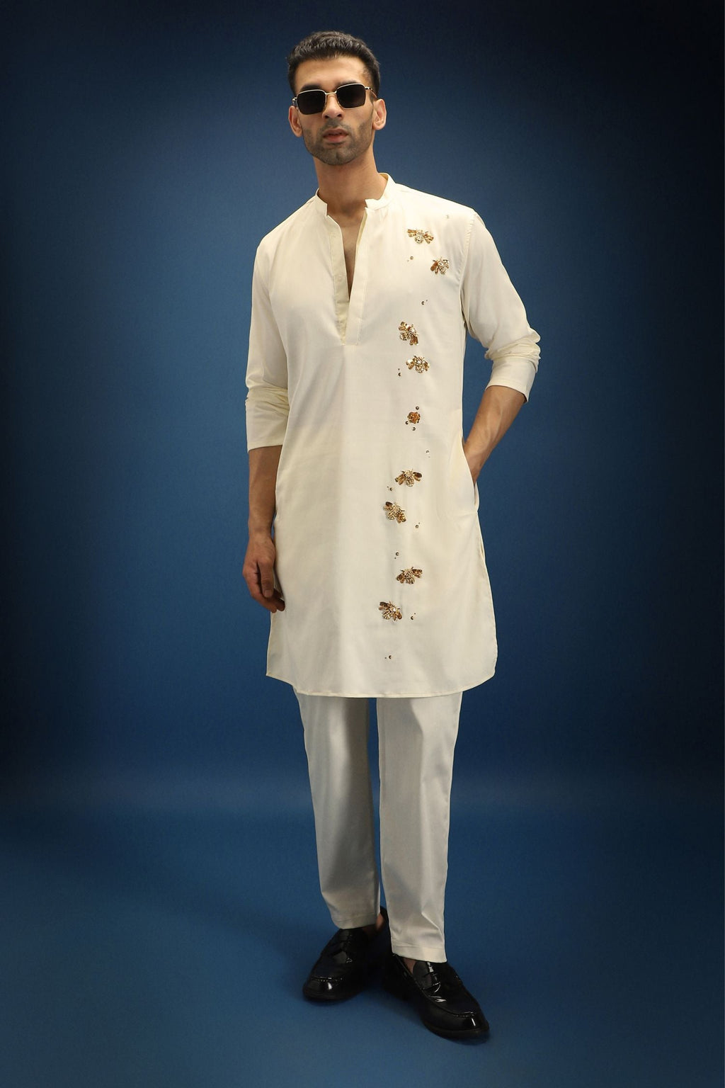 BumbleBee Hand Embroidered Designer Kurta - Ivory